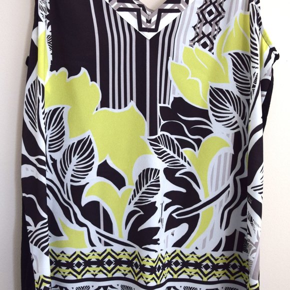 Hale Bob Green and Brown Tropical Print Camisole V-Neck Tank Top - Picture 2 of 4